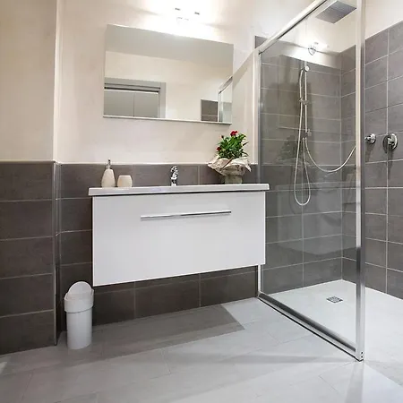 Il Tolomei - In The Middle Of Main Street Apartment Siena